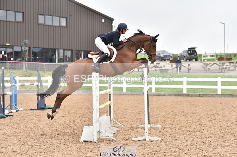 231011A-140052-00617 - Cls 5 Foxhunter & 1.20m Open