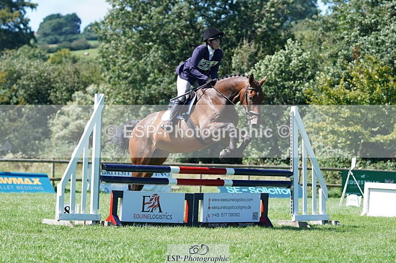 240811A-135636-04118 - 211-