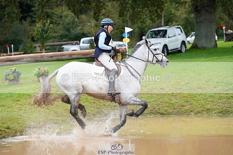 231021-115222-15640 - 624-CORRIEVIEW.OSCAR-Jane.Rogers-SC+XC