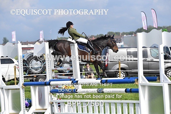 BPP_7560 - CLASS 6 Nisbets Fresh From The Farm & The Golf Inn 1.00m Amateur Championship
