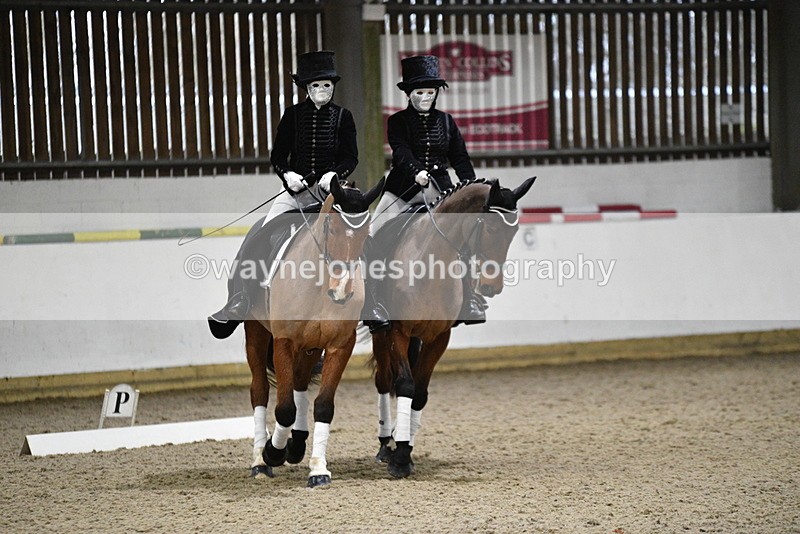 WJ5_9634 - Time 13:04 to 13:41 Fancy Dress DTM