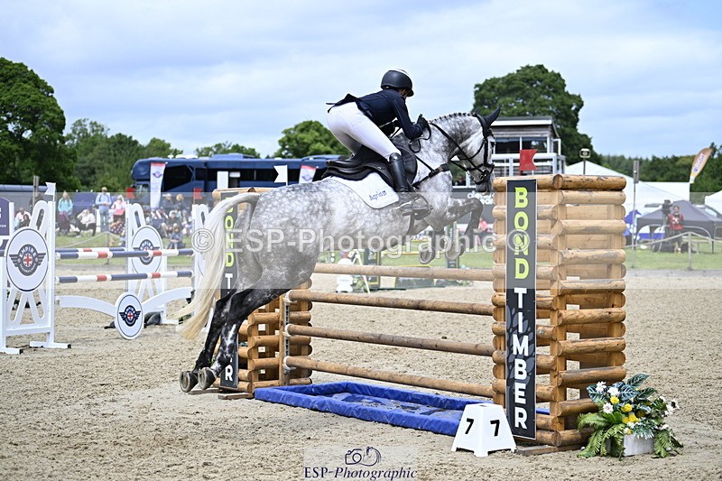 250525A-125950-17560 - B-357-Rosalind.Canter-ARMSCOTE.EXPLORER