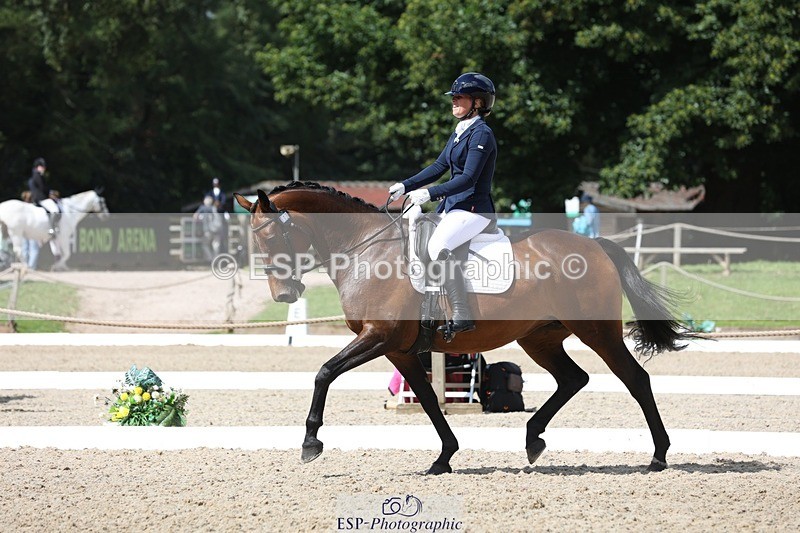 230812-113639-03807 - Cls 5 Novice Bronze 11.15 to 12.50 break