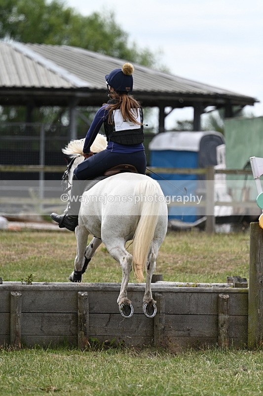 WJ7_5123 - 60cm XC Time 10:17 to 10:49