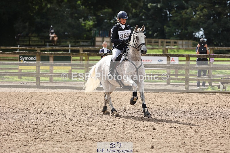 240804-104629-11272 - 363-Sarah_Kula-Przezwanski-RIVERSDALE_BEAUS_LAD