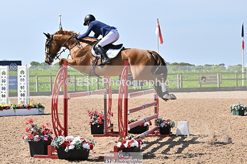 240509A-110921-01053 - Cls 9 Snr 1.20m Open