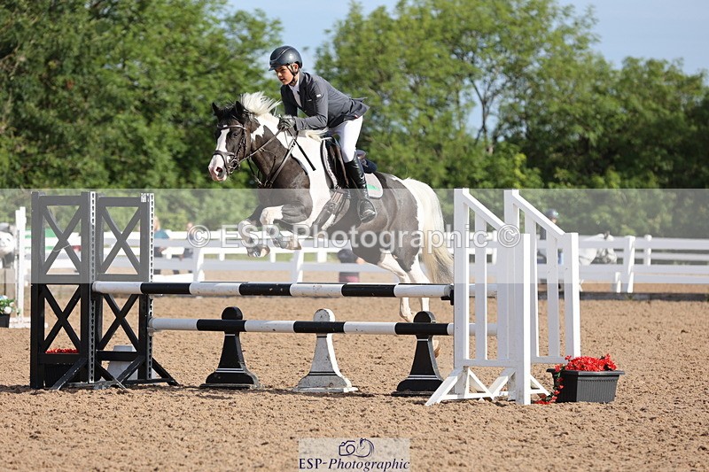 240629A-081905-02506 - Cls 16 British Novice and 80cm Open