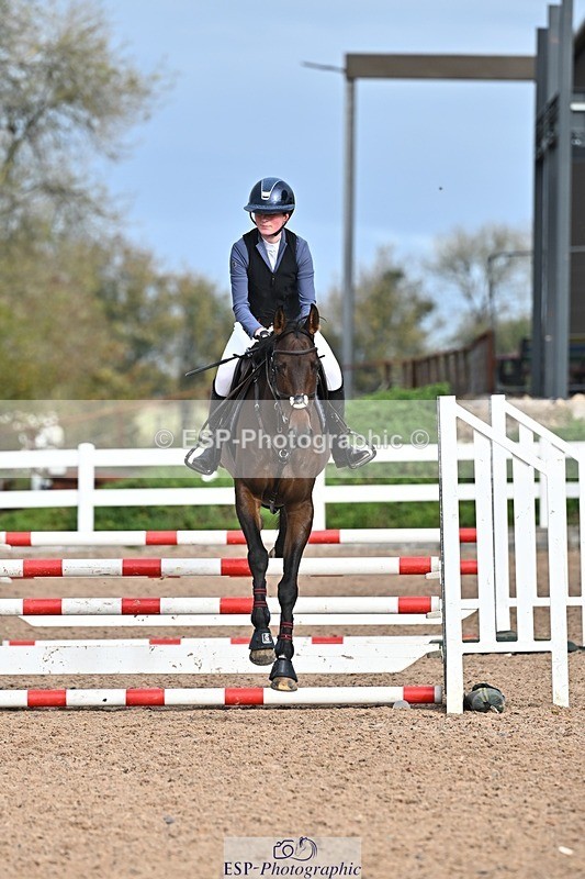261028-102409-00019 - Clear Round