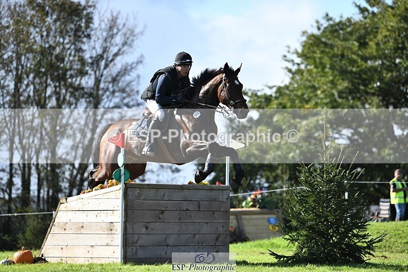 231022-125006-28622 - 313-CURTIS.DES.CHAUMES-Gilles.Serbource-XC