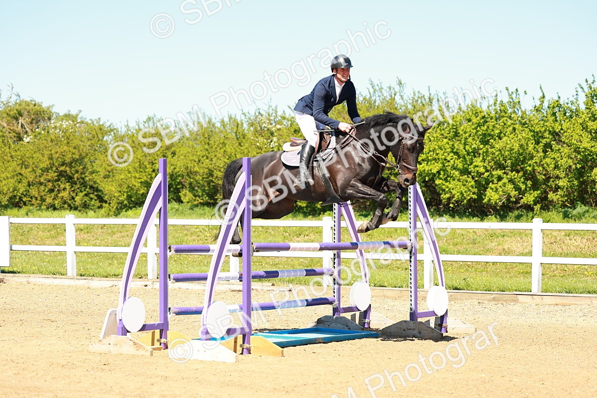 SBM_001041 - Class 4 - Senior Newcomers 1.10m