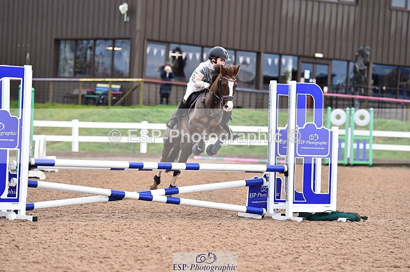 231203A-093750-00020 - Cls 1 Intro 70cm