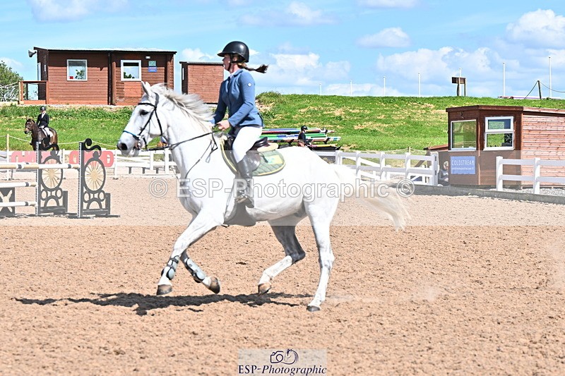 240619A-154936-01001 - Cls 5 Snr Foxhunter and 1.20m Open