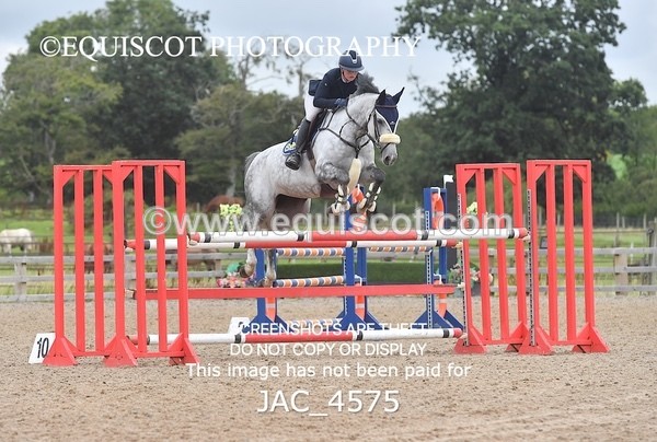 JAC_4575 - CLASS 7 Senior Foxhunter/ 1.20m Open