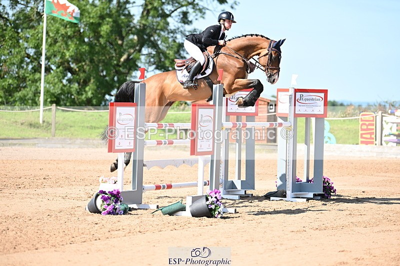 240718A-101252-04421 - Cls 1, 3 Star Small Tour 1.35m