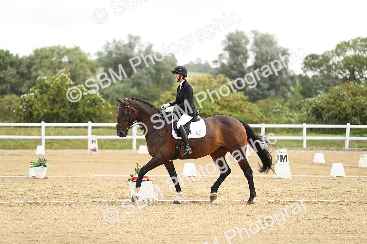 SBM_015055 - Class 13 - Novice 23 - 8,30-9.33