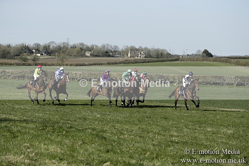 PtP 250317 350 - V.W.H. Hunt Point-to-Point Siddington 25/03/17