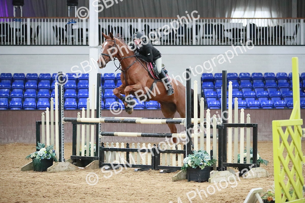 SBM_001120 - Class 4 - Senior Newcomers - 1.10m Open