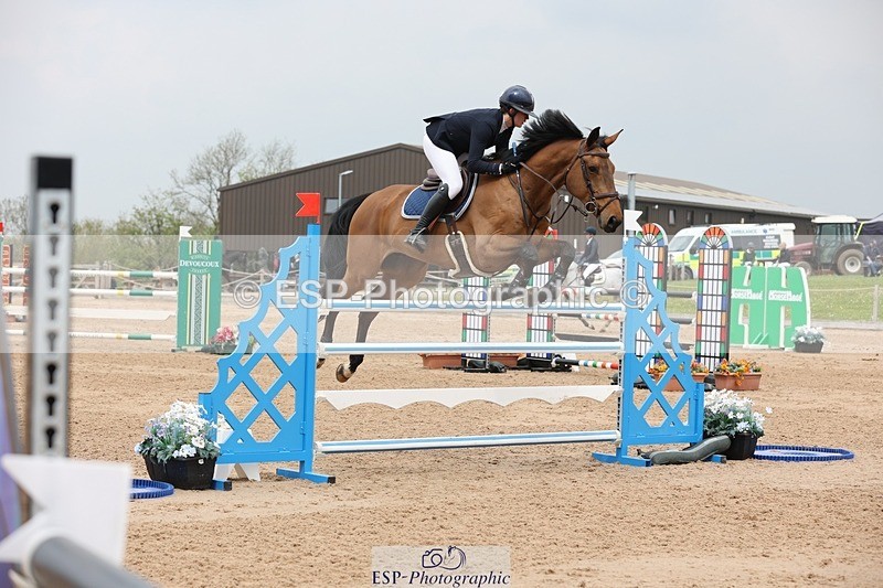 250424-123736-05495 - Cls 1 - 2 Star Small Tour