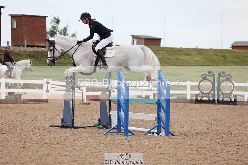 250625-153550-01463 - Cls 6 Foxhunter and 1.20m Open