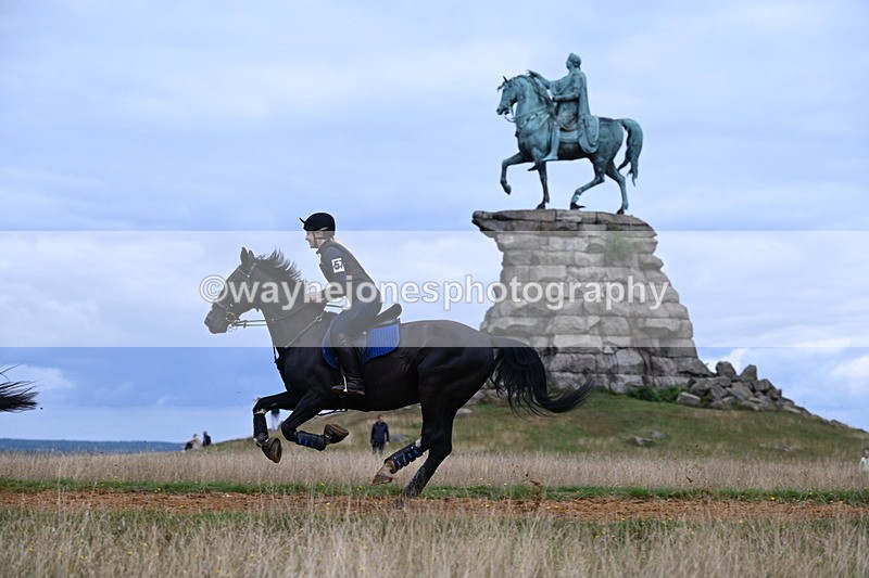 DSC_6396 - Time at Statue 12:17 to 12:44