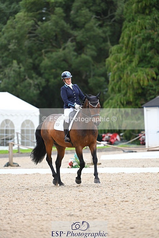 230813-171115-08584 - Cls 14 Medium Silver 16.45 to End