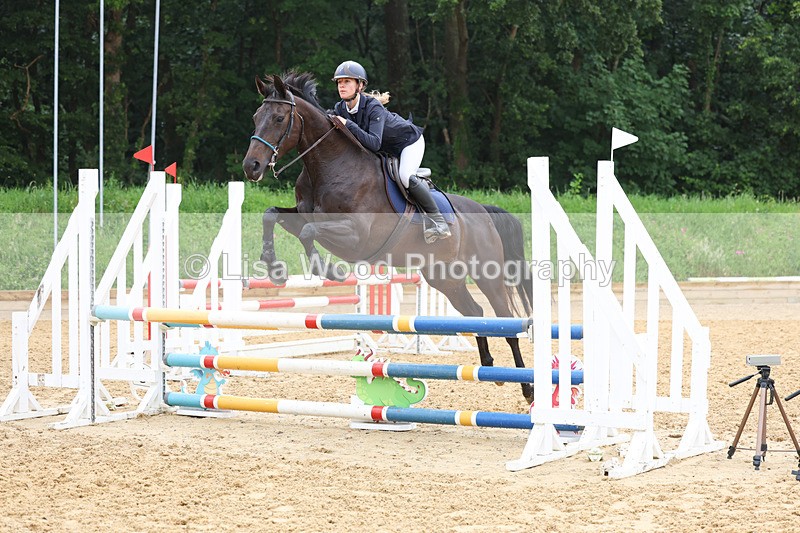 3E7A5617 - Class 4: Senior British Novice/90cm open