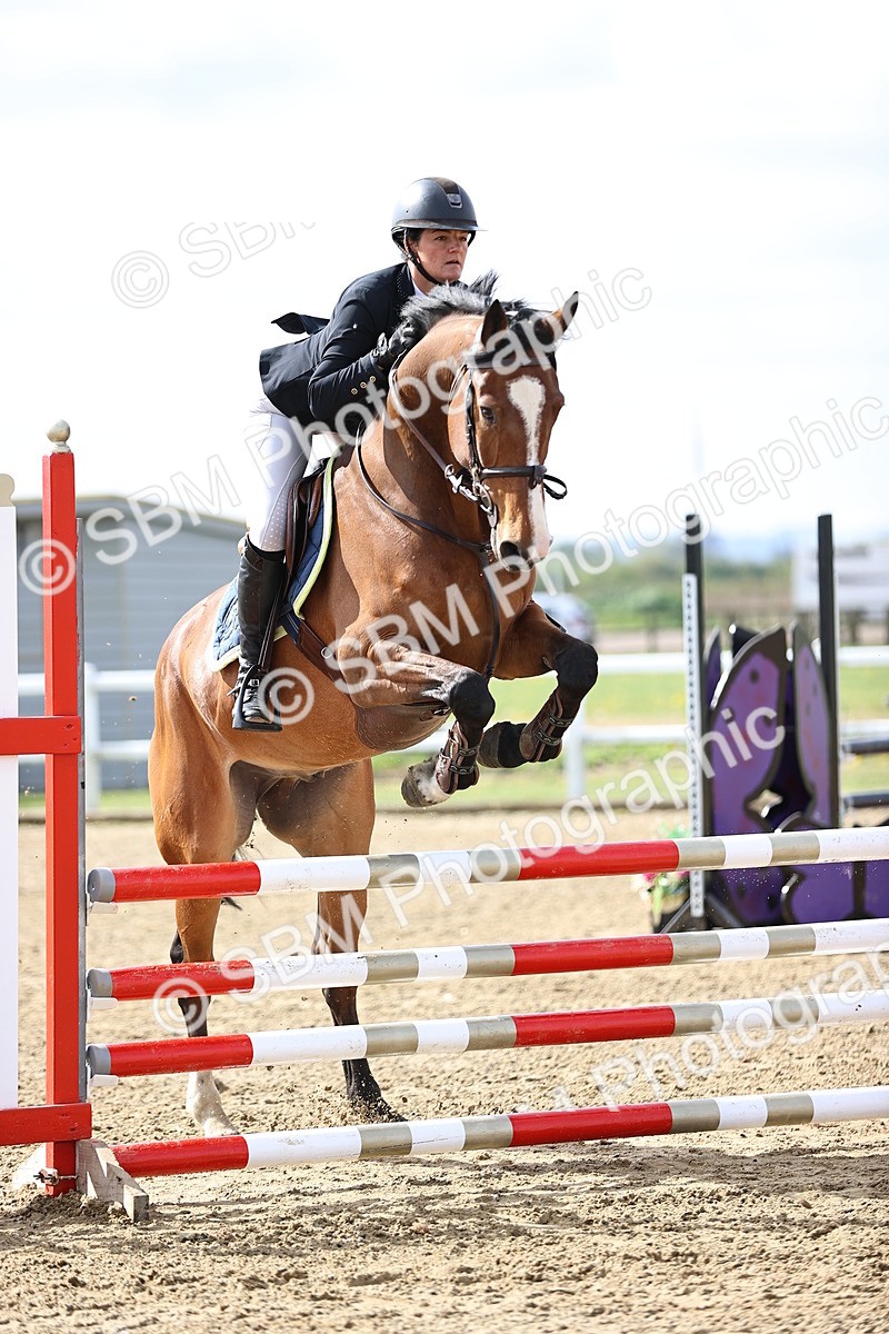SBM_001670 - Class 9 - Senior British Novice - 90cm