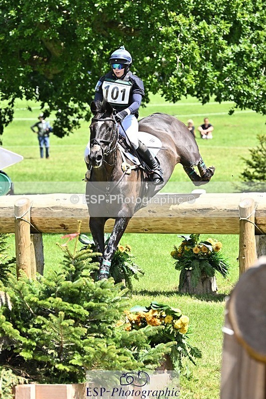 240525-124533-14208 - 101-MORELANDS_CASANOVA-Daisy_Bathe
