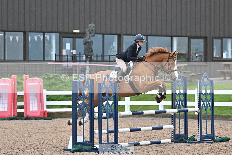 240501A-091946-00003 - Cls 3 British Novice and 90cm Open