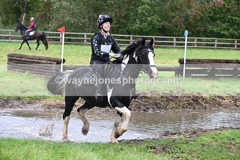 WJ6_6614 - Time at Photographer 13:06 to 13:23