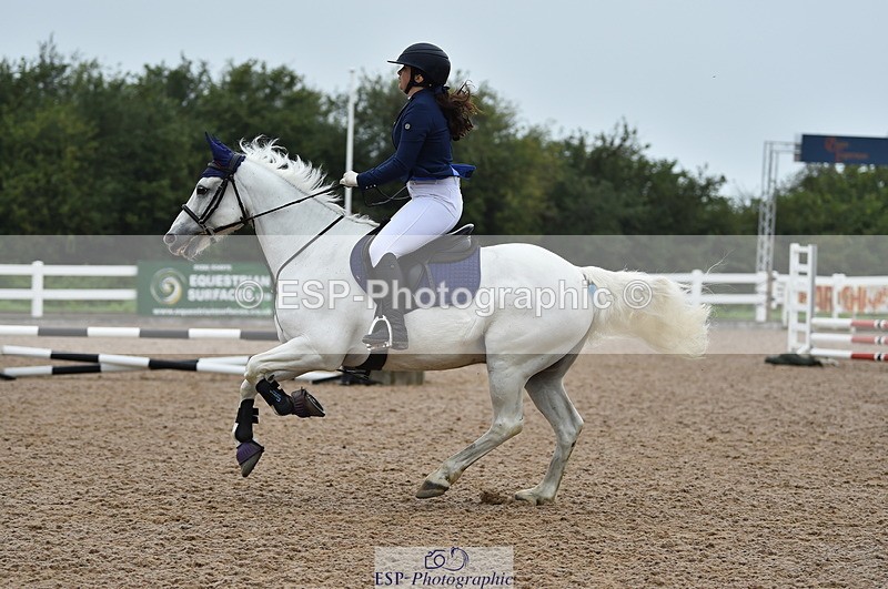 220829A-153654-00107 - Clear Round & 60cm  1a - 1b