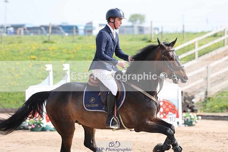 250424-103841-03151 - Cls 33 Young Horse 7yr old