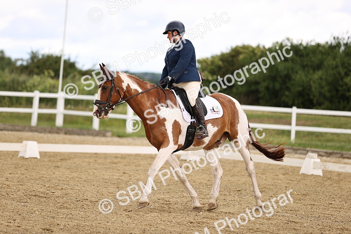 SBM_001944 - Class 2 - Novice 4 - 10.36-11.39