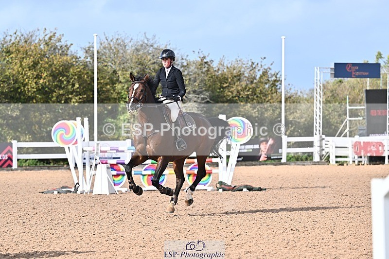 261014-130805-00573 - Cls  05 Snr Newcomers & 1.10m Open