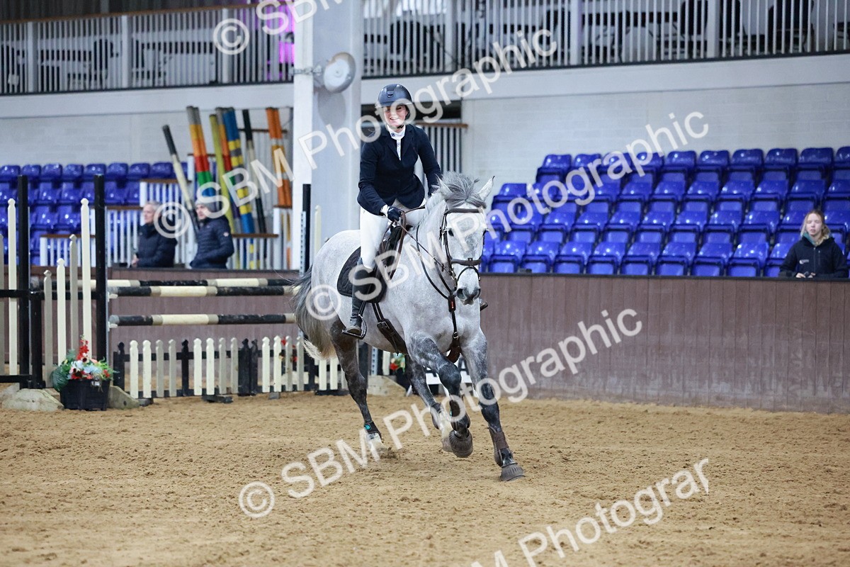 SBM_007842 - Class 25 - Senior Newcomers 1.10m