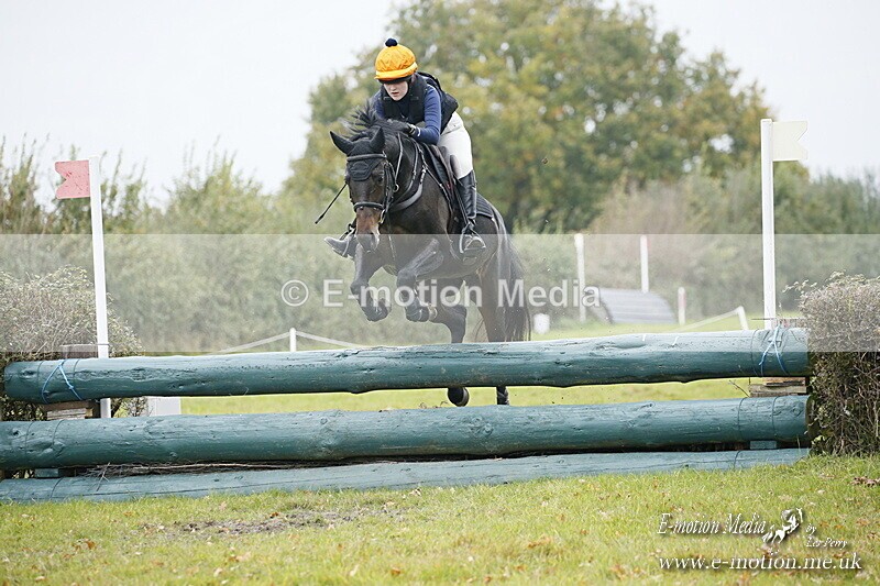 WWHT 181020 WWHT 181020 1551 - WWEC Intermediate Pairs (0.90m) 18/10/20