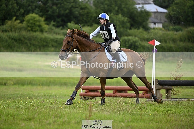 240630-123309-00892 - 921-Zoe_Richardson-Moonlight_Mayhem