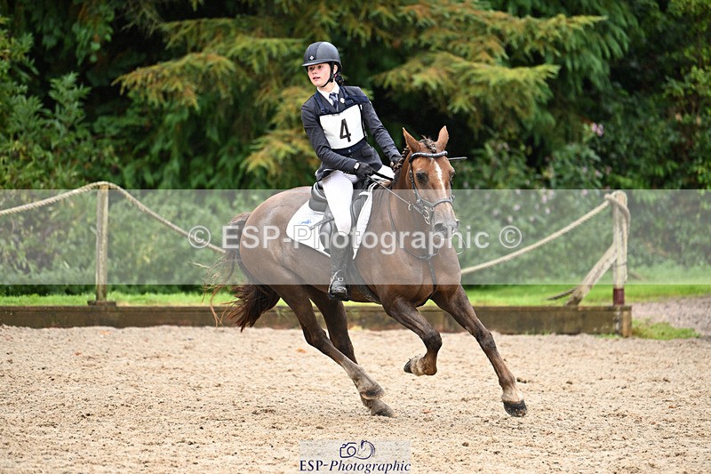 240824X-104240-24898 - 70cm Round 2 10.30 to 12.10