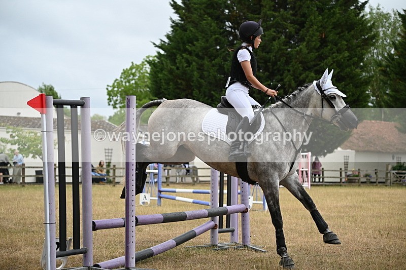 WJ6_0283 - Class 13 Novice Jumping 60cm