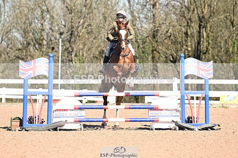 260318B-104308-00159 - Clear Round & Brit Nov 90cm