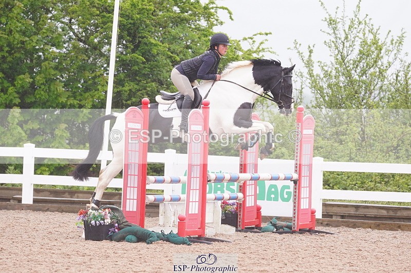 240505A-130512-05951 - Cls 18 & 19 Club & Schools 90cm