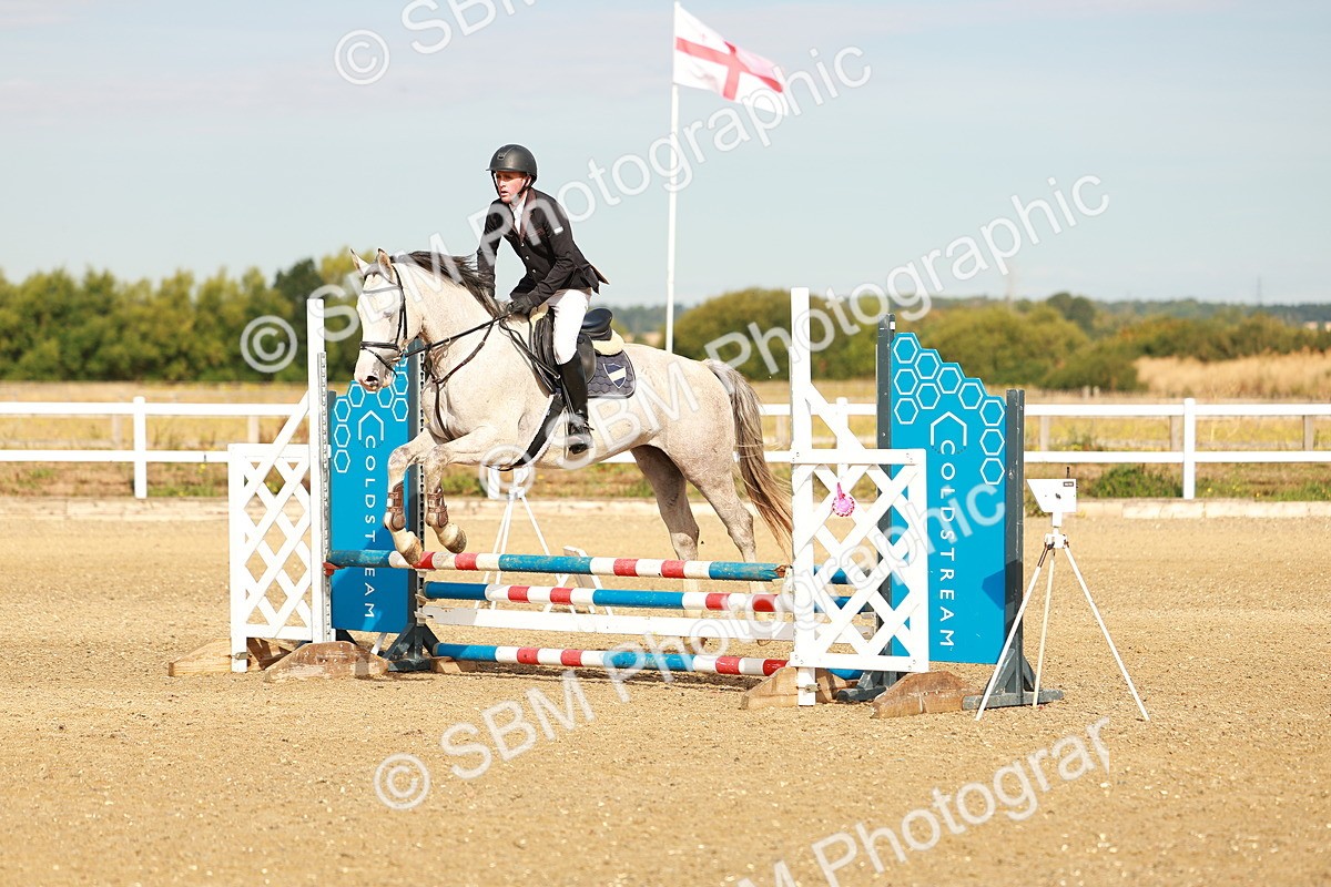 SBM_001907 - Class 8 - Clear Round