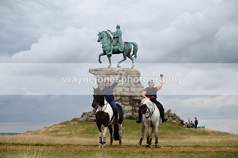 DSC_4920 - Time at Statue 11:10 to 11:42