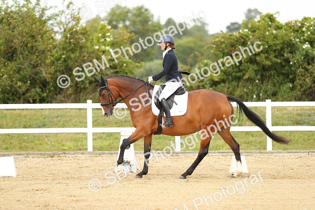 SBM_017888 - Class 14 - Novice 23 - 15.16-16.19