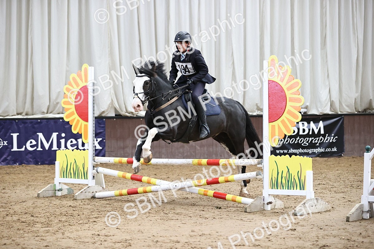 SBM_001601 - Class 5 - Henlow Veterinary Hospital 70cm