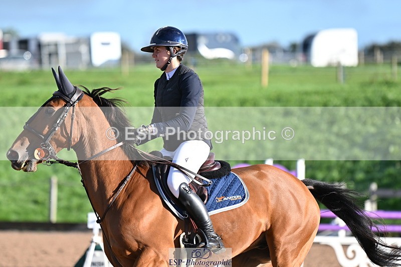 231014A-094924-03599 - Cls 17 Discovery & 1m Open