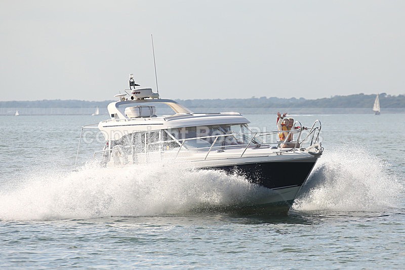 150926 AQUADOR 32C WT7A3551 - Motorboats - Hardtop