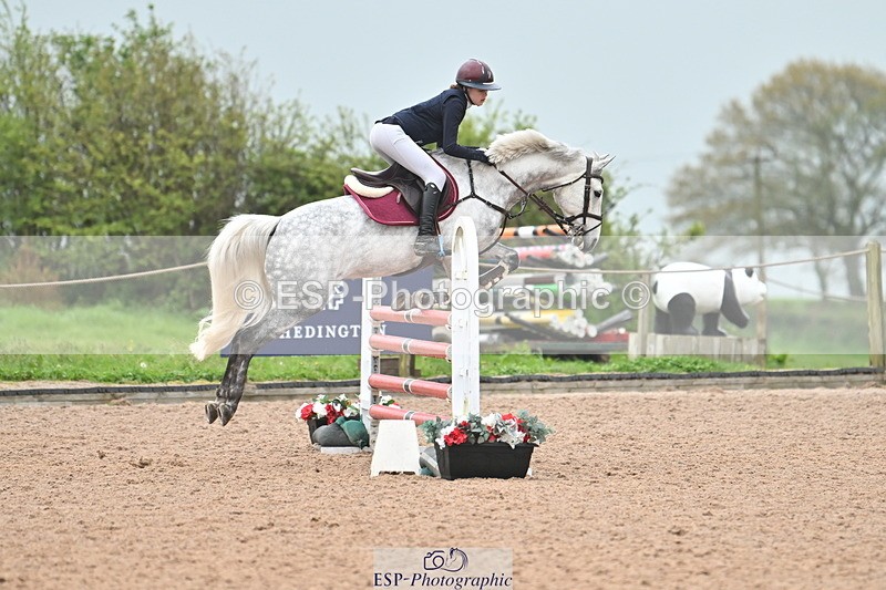 240505A-133720-05678 - Cls 5 Pony Foxhunter & 1.10m Open