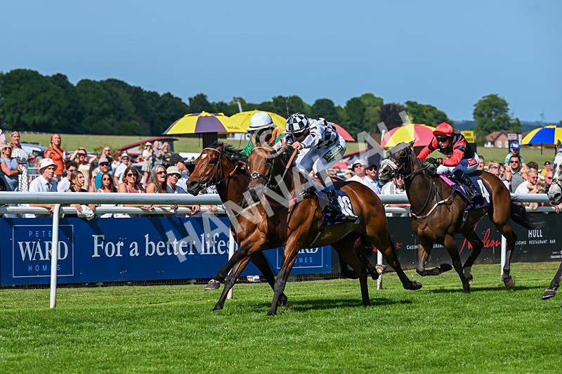 300526-Race 5-Glenfinnan-6455 - Race 5 16.00pm Happy Birthday Colin 'Spud' Stamford Handicap