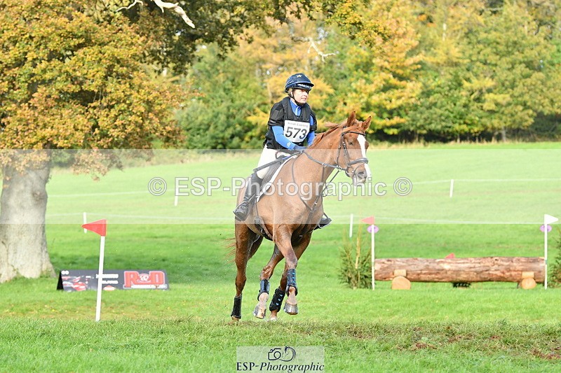 251025A-154513-21905 - G-573-Lisa.Stock